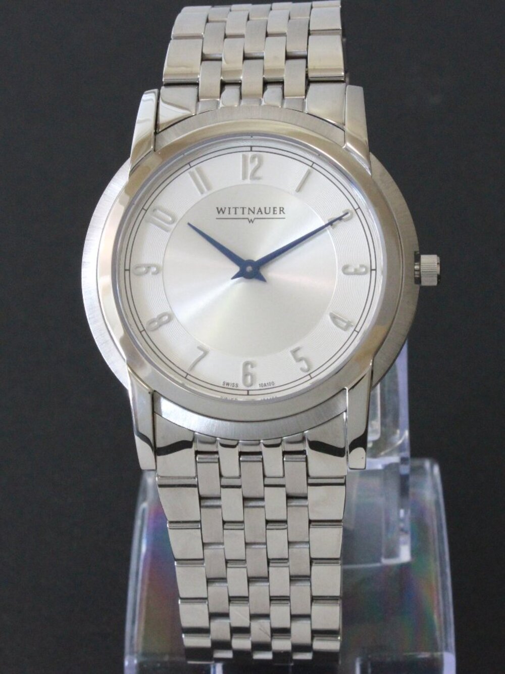 Wittnauer Men's Swiss Quartz Watch Silver Dial Applied Indices Blue Hands  39mm - Picture 3 of 13